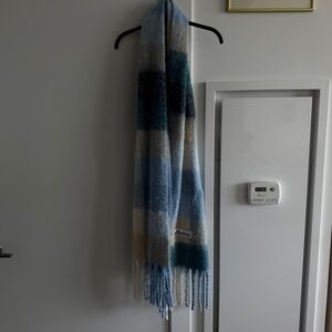 Plaid Blue and Cream Scarf